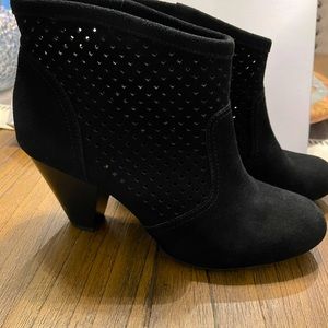 Jessica Simpson Black Suede Orsona Perforated Boot Size 8.5